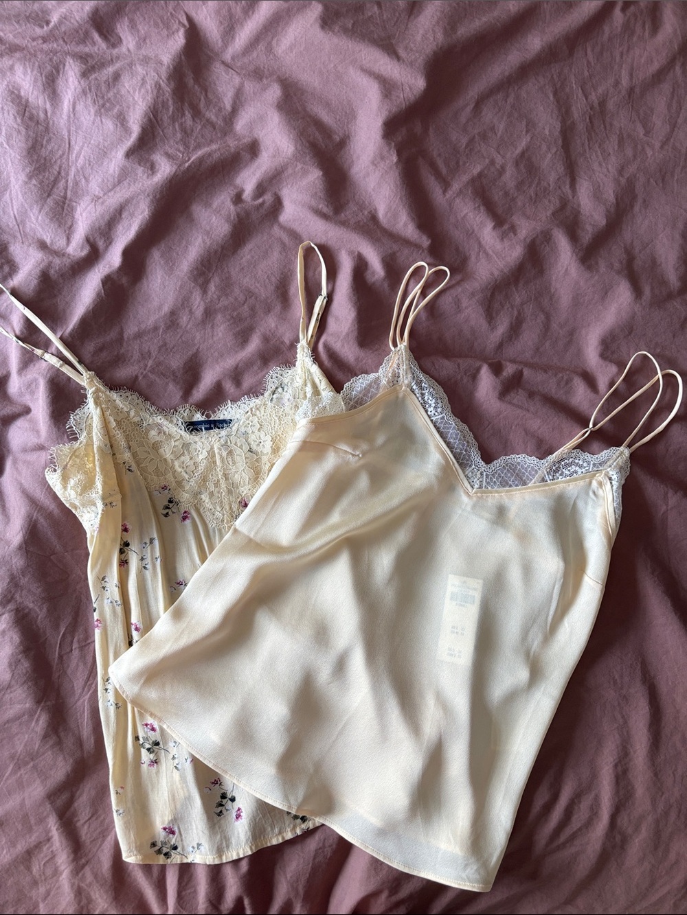 Bundle Abercrombie and Fitch Women’s Cream Lace Trim Camisole